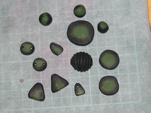 Dégradé Noir/Vert pailleté Caneperles-degrade-n-v-f2