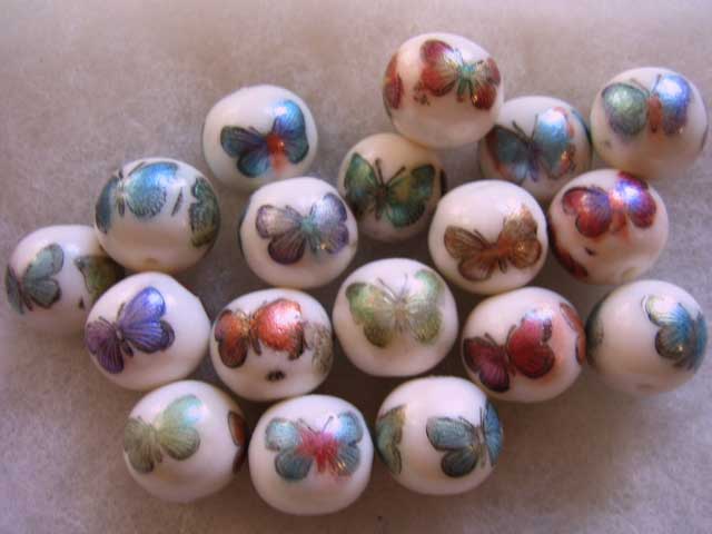 Perles Porcelaines selon Carol Blackburn. Perles-porcelaines-1